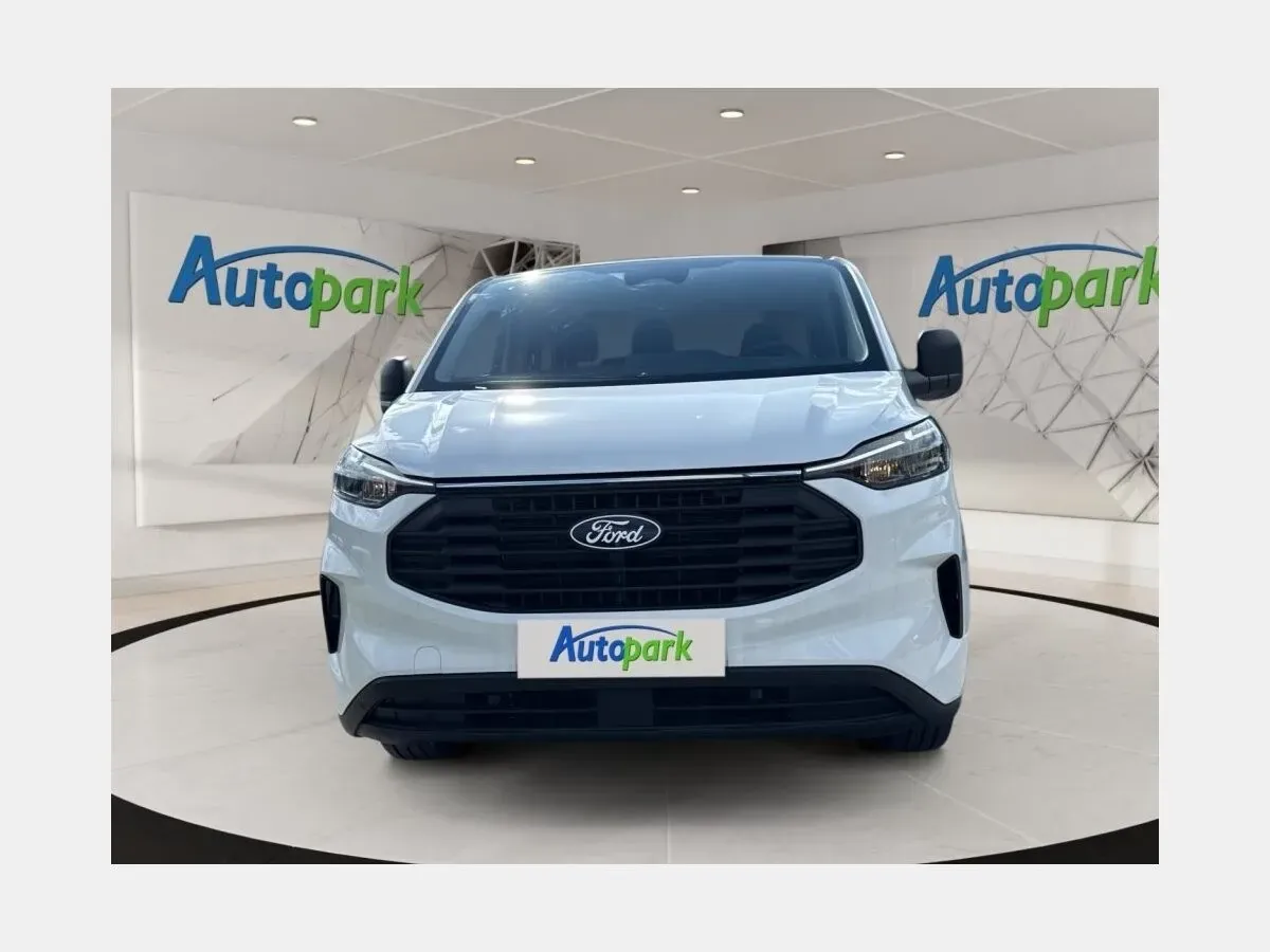 Ford Transit Custom 2026 photo 2