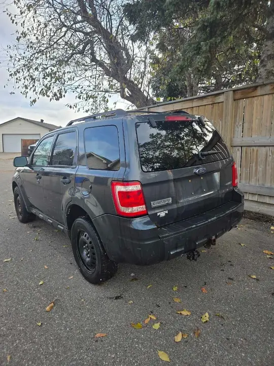 Ford Escape 2009 photo 3
