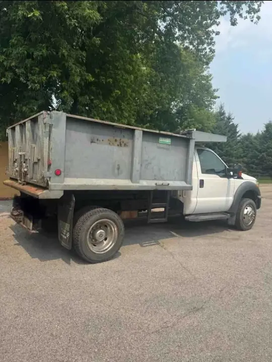 Ford F-550 2012 photo 5