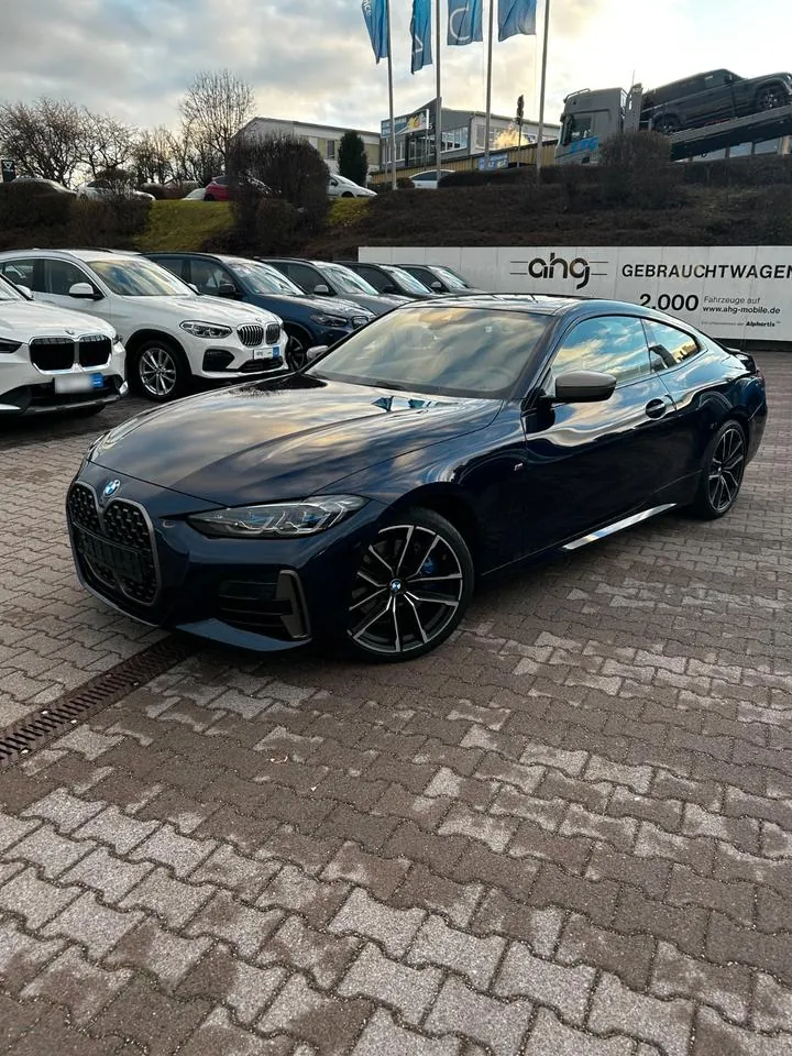 BMW M440I