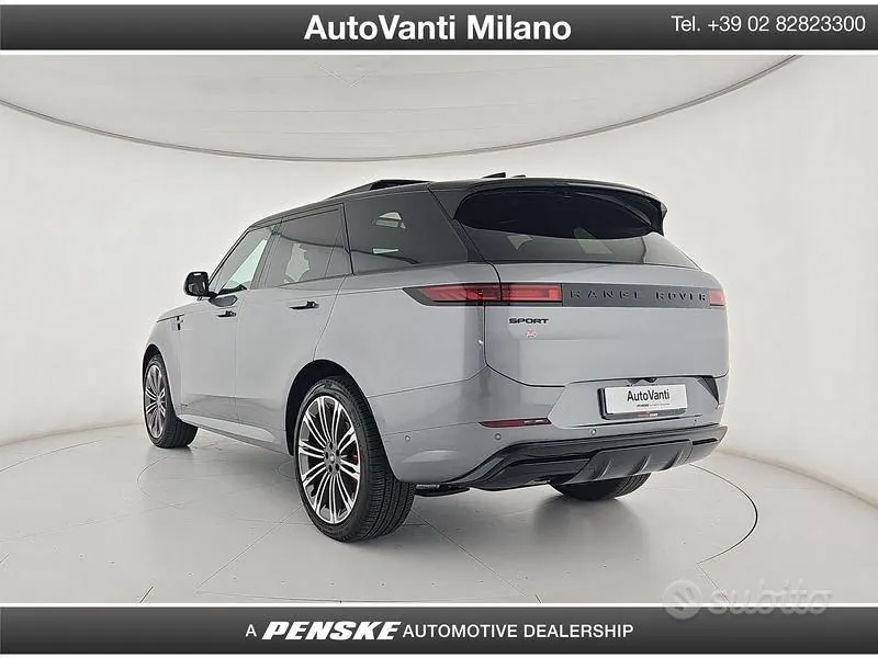 Land Rover Range Rover Sport 2024 photo 3