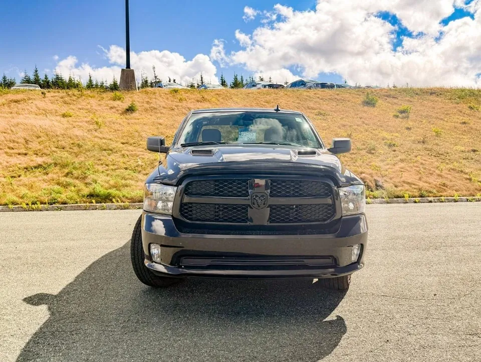 Ram 1500 Classic 2022 photo 3