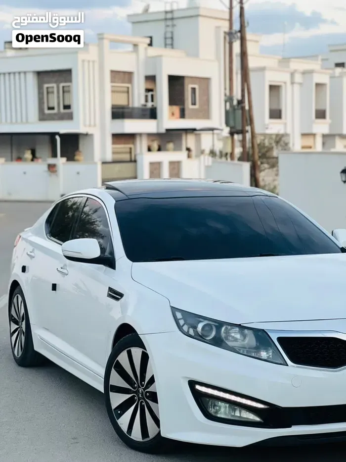Kia K5 2012 photo 2