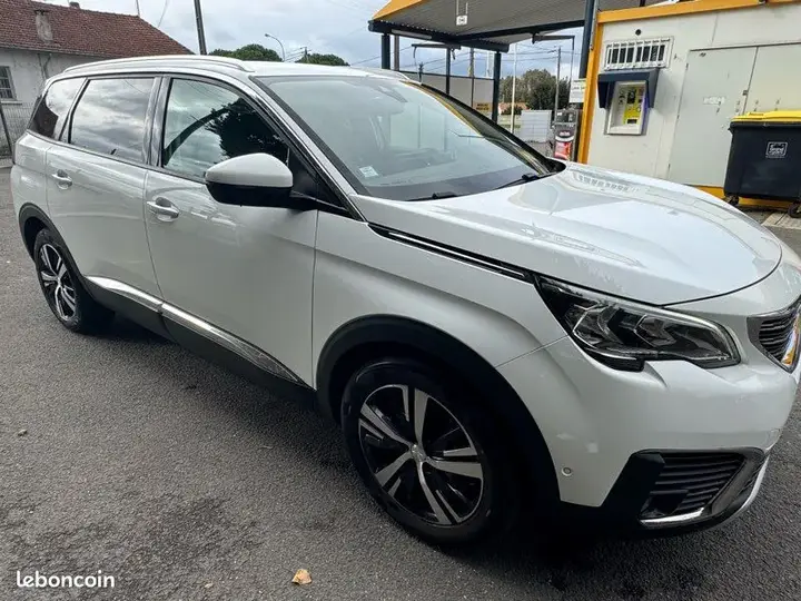 Peugeot 5008 2018 photo 5