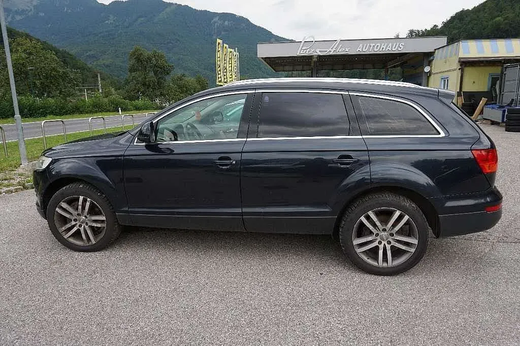 Audi Q7 2009 photo 3