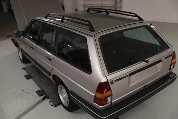 Volkswagen Passat 1987 photo 5