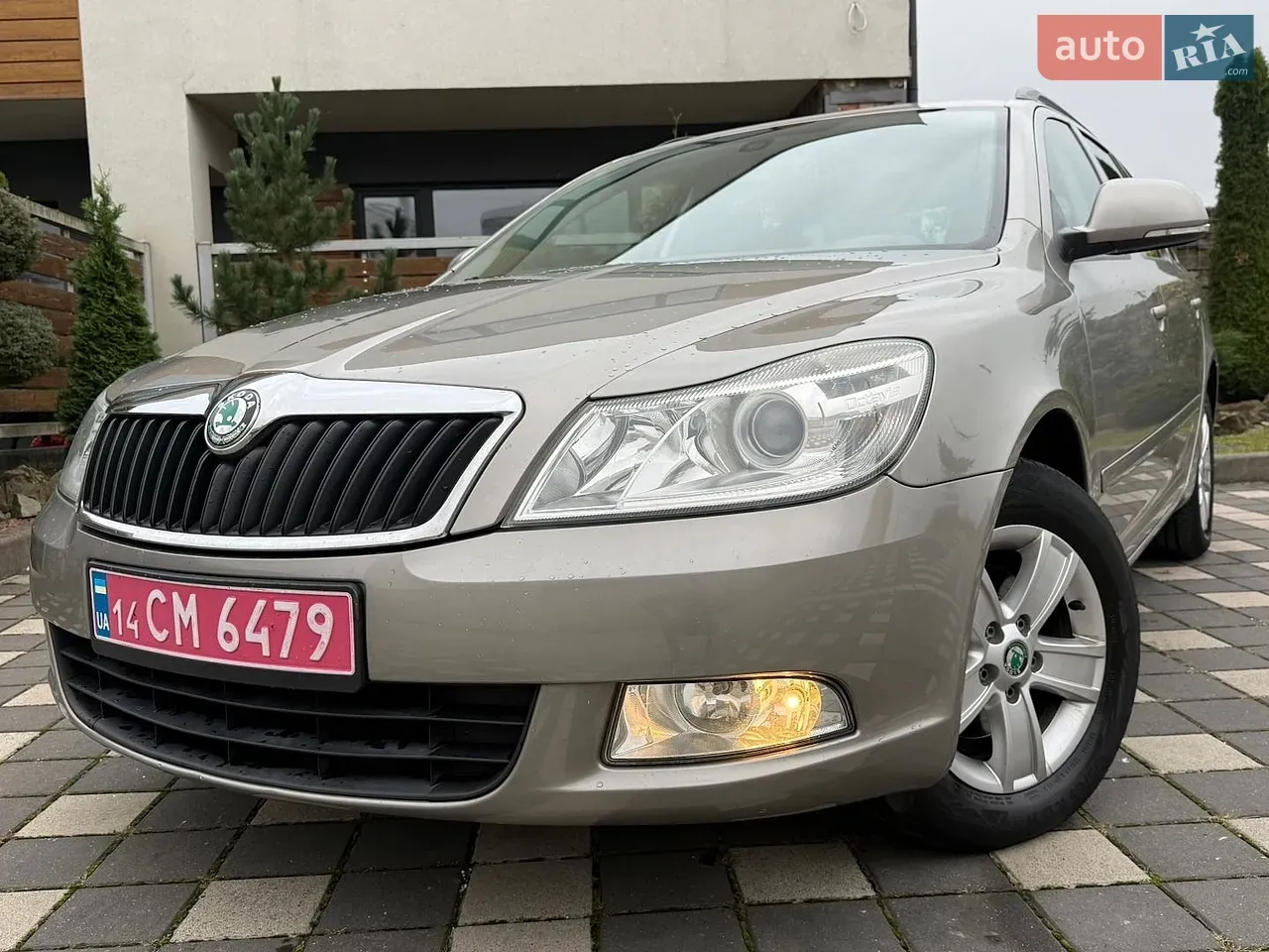 Skoda Octavia 2012 photo 4