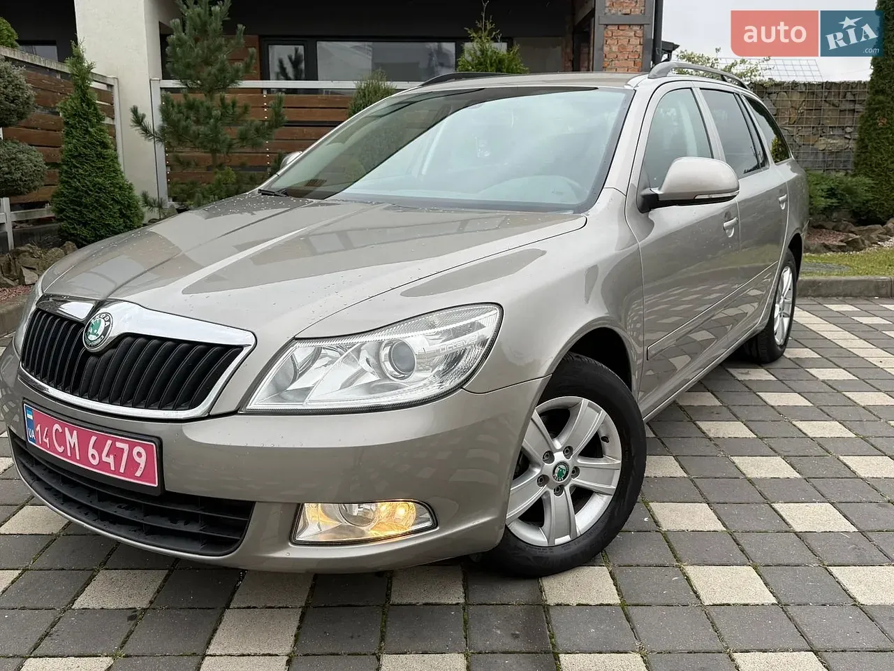 Skoda Octavia 2012 photo 3