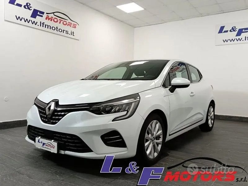 Renault Clio 2022 photo 2