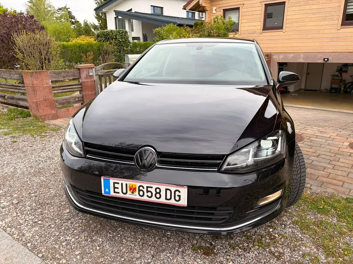 Volkswagen Golf 2013 photo 2