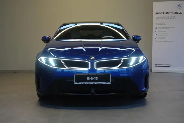 BMW I3 photo 2