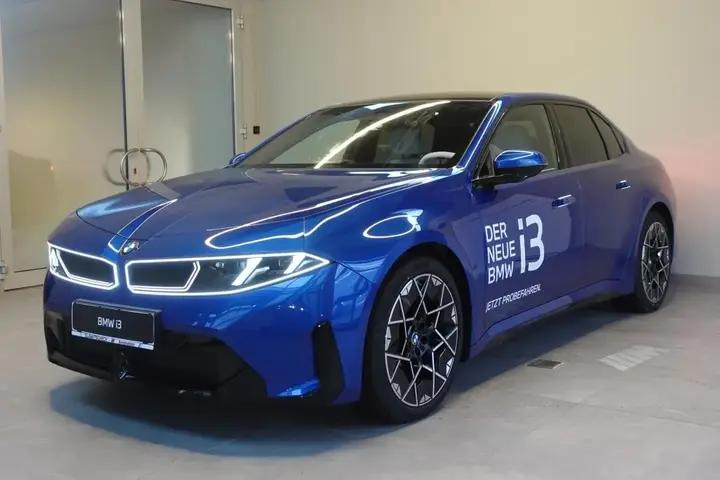 BMW I3