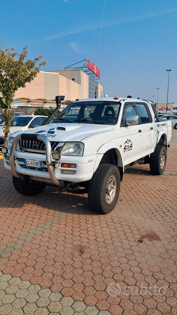 Mitsubishi L200 2024 photo 2
