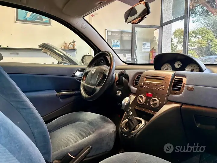 Lancia Ypsilon 2008 photo 5