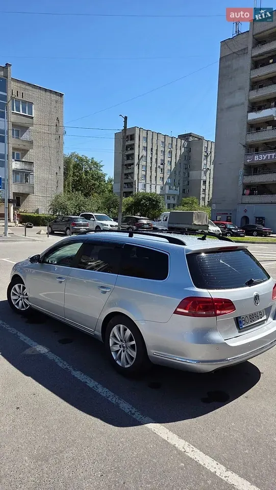 Volkswagen Passat 2013 photo 2