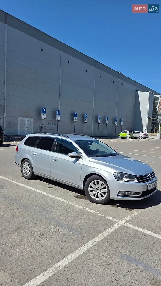 Volkswagen Passat 2013 photo 4