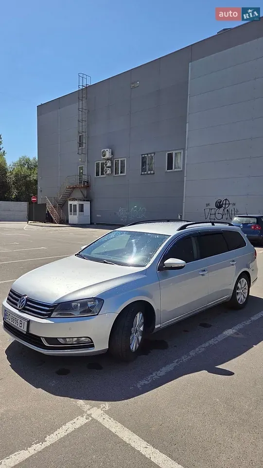 Volkswagen Passat 2013 photo 5