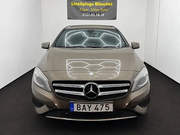 Mercedes-Benz A180 2013 photo 3