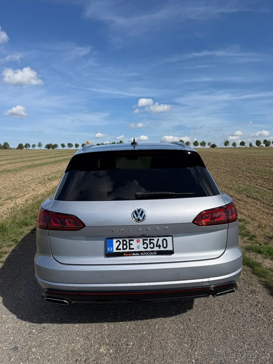 Volkswagen Touareg 2019 photo 2