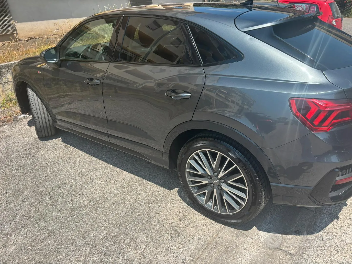 Audi Q3 2020 photo 3