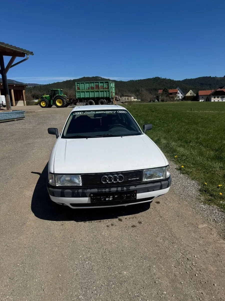 Audi 90 1988 photo 2