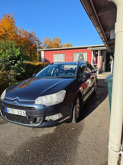 Citroen C5 2011 photo 2