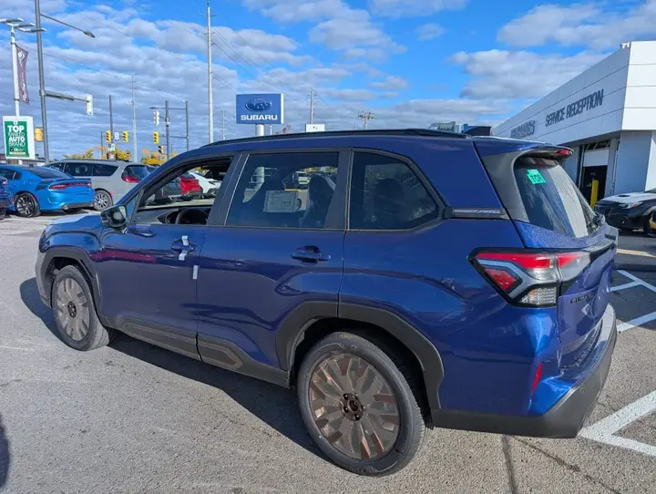 Subaru Forester 2026 photo 2