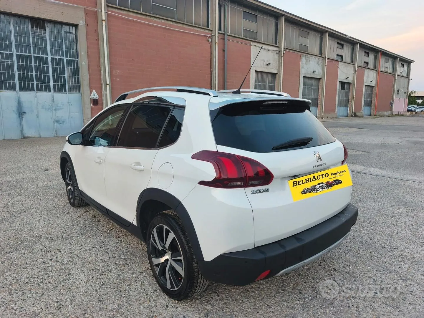Peugeot 2008 2017 photo 4