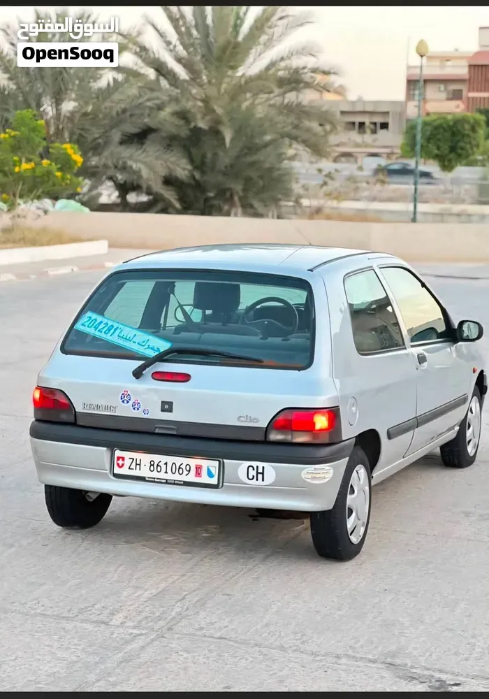 Renault Clio 1996 photo 3