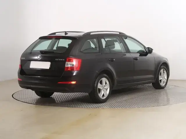 Skoda Octavia Combi 2016 photo 4