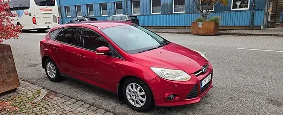 Ford Focus 2011 photo 2