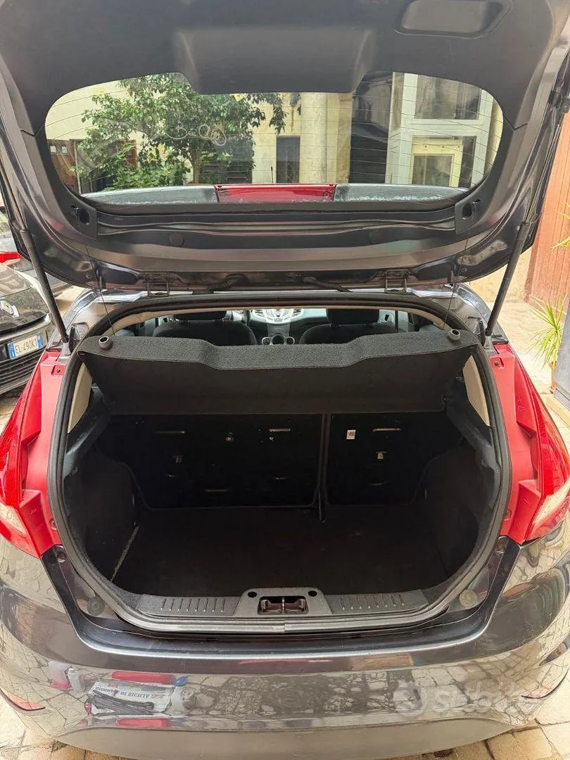 Ford Fiesta 2009 photo 5