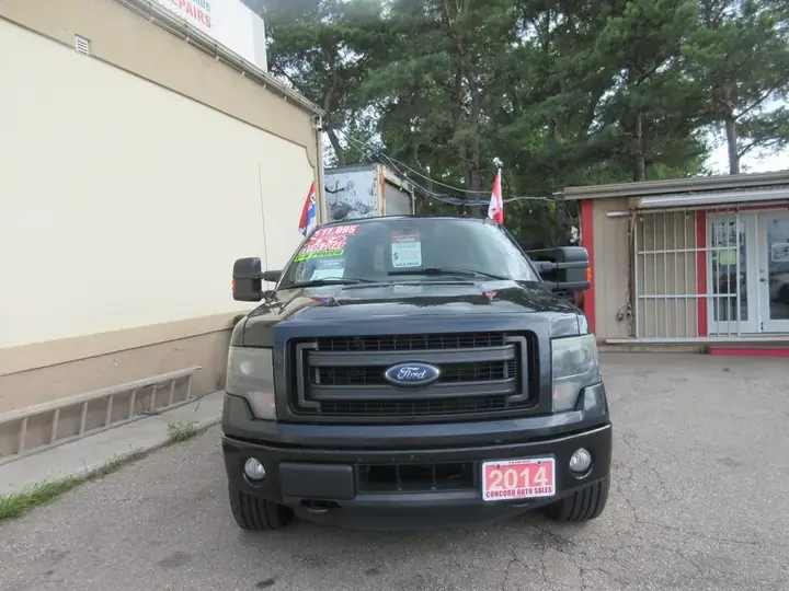 Ford F-150 Supercrew 2014 photo 2