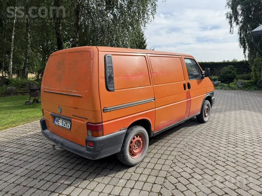 Volkswagen T4 1997 photo 4