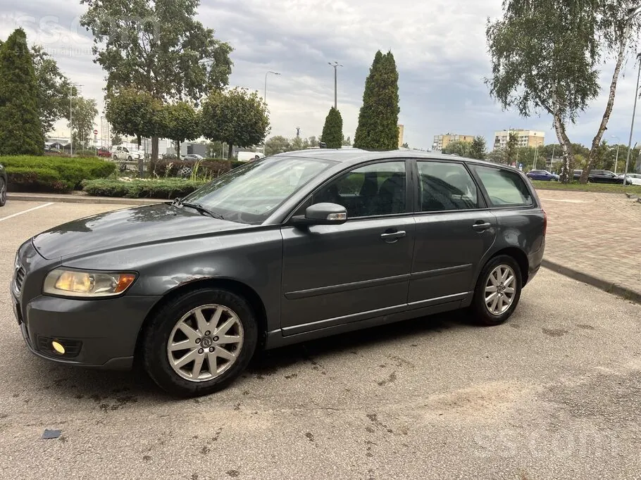 Volvo V50 2007 photo 2