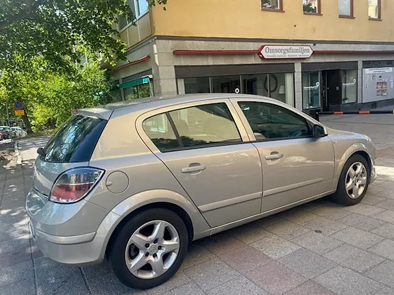 Opel Astra 2008 photo 3