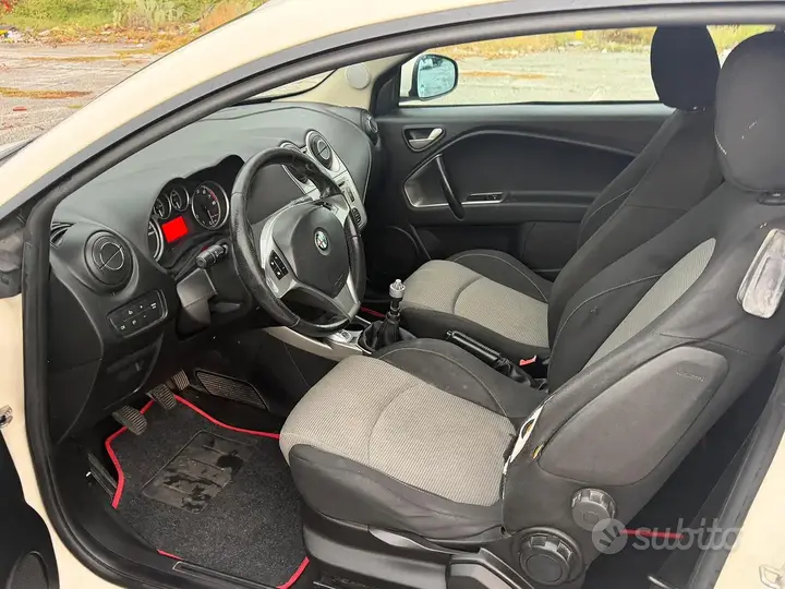 Alfa Romeo Mito 2009 photo 5