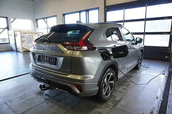 Mitsubishi Eclipse Cross 2022 photo 4