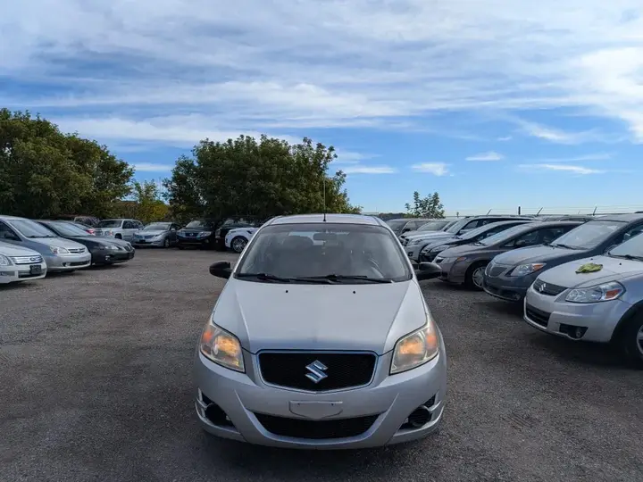 Suzuki Swift 2009 photo 2
