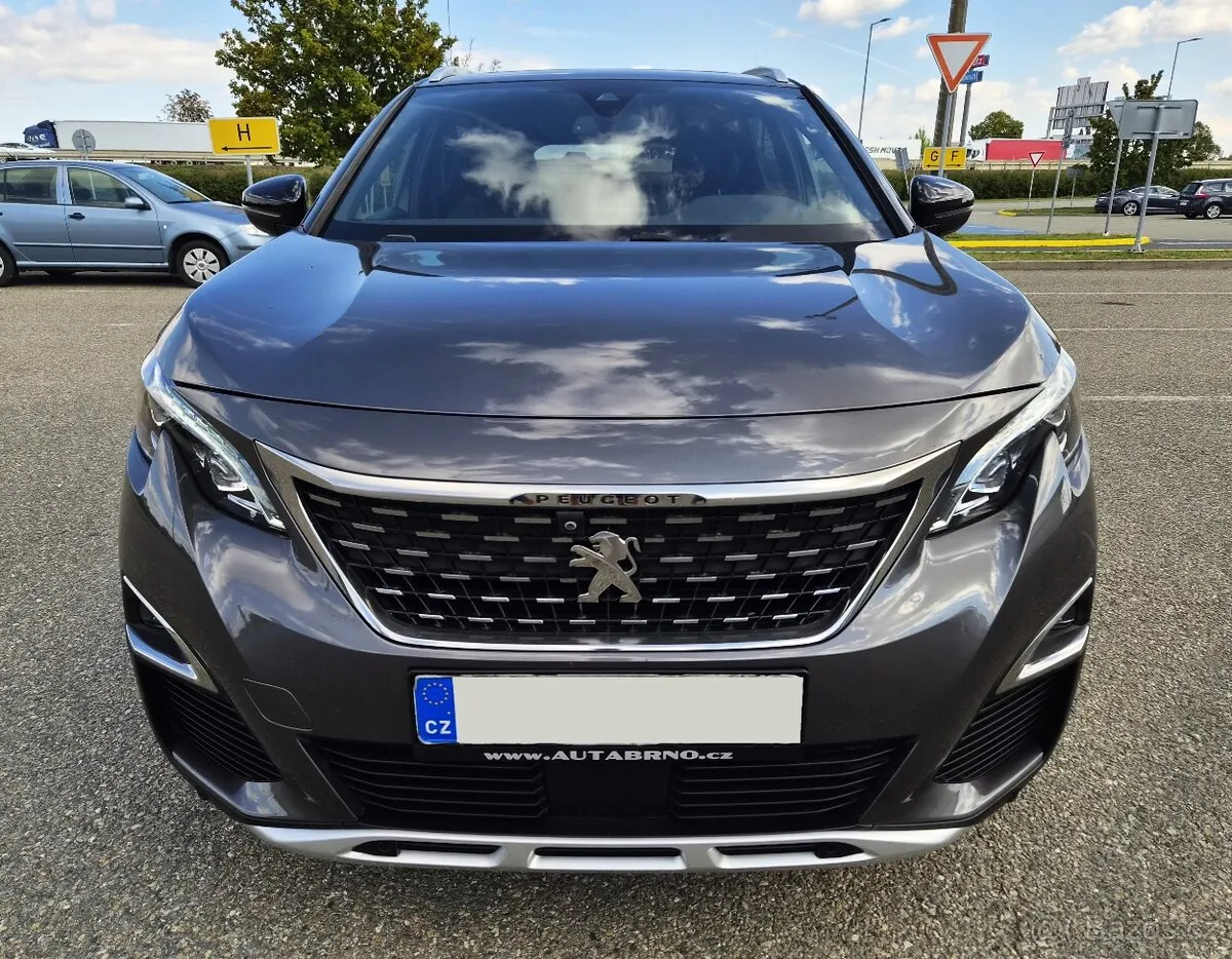 Peugeot 5008 2020 photo 2