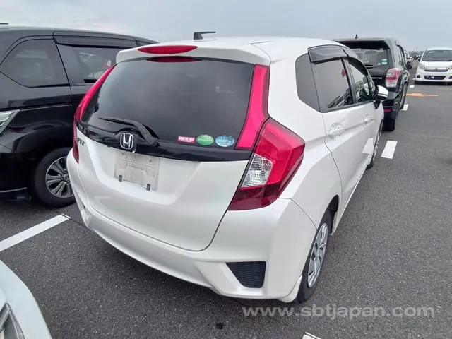 Honda Fit 2017 photo 4