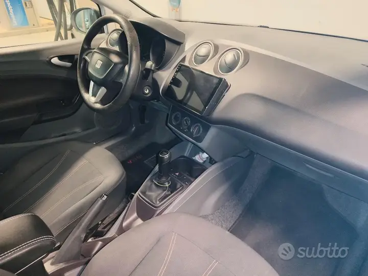 Seat Ibiza 2011 photo 5