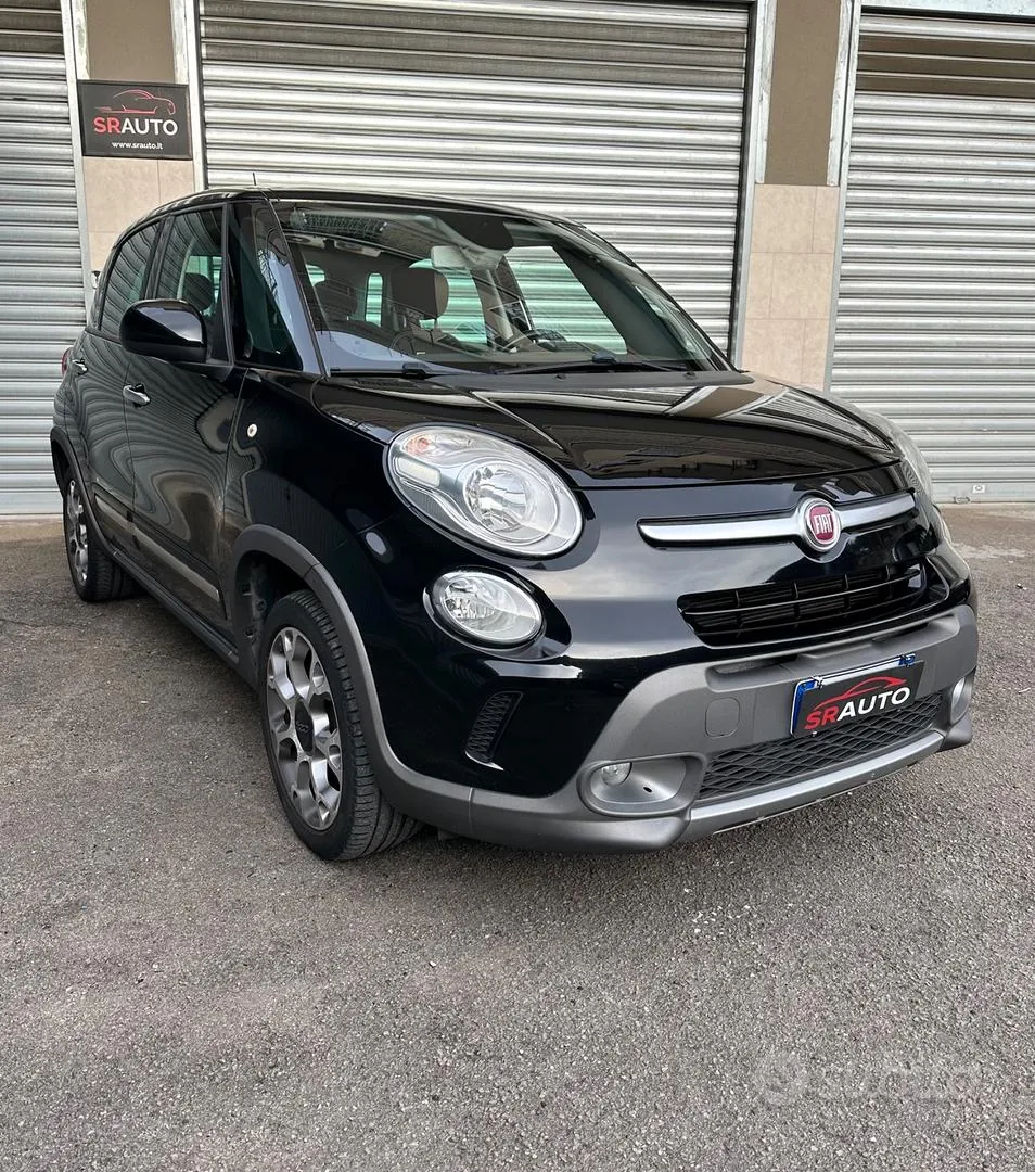 Fiat 500L 2016 photo 2
