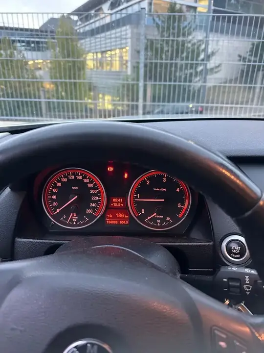 BMW X1 2011 photo 3