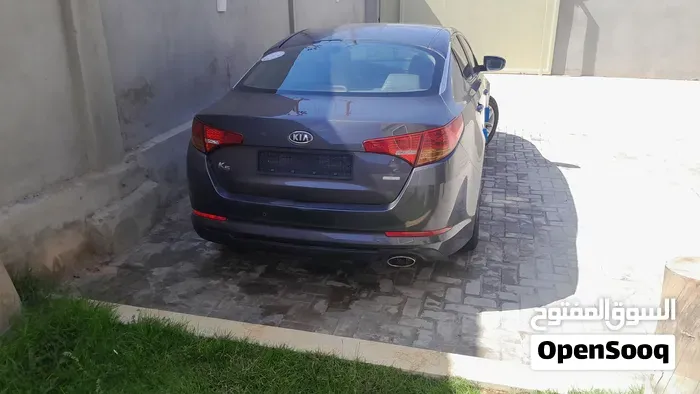 Kia K5 2012 photo 3