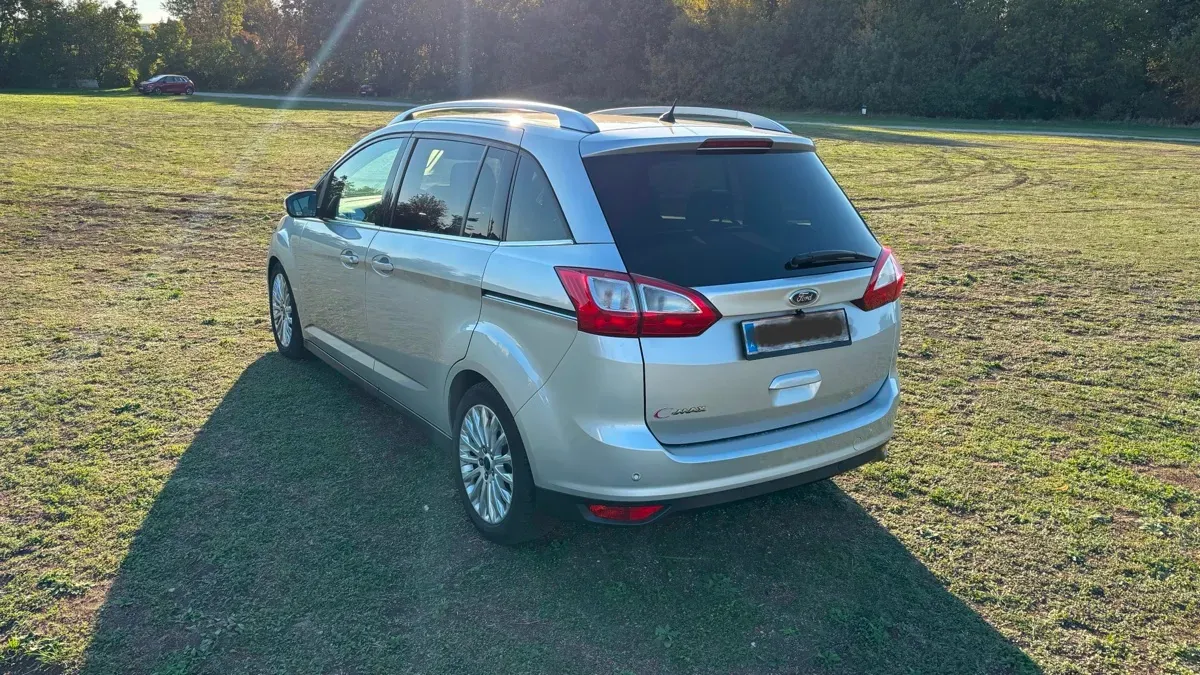 Ford C-Max 2011 photo 3