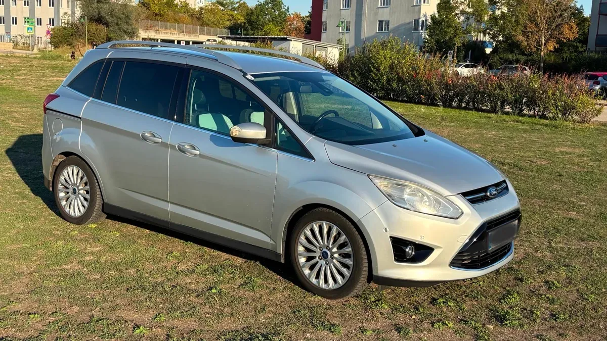 Ford C-Max 2011 photo 2