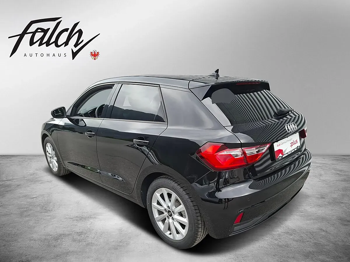 Audi A1 2025 photo 3