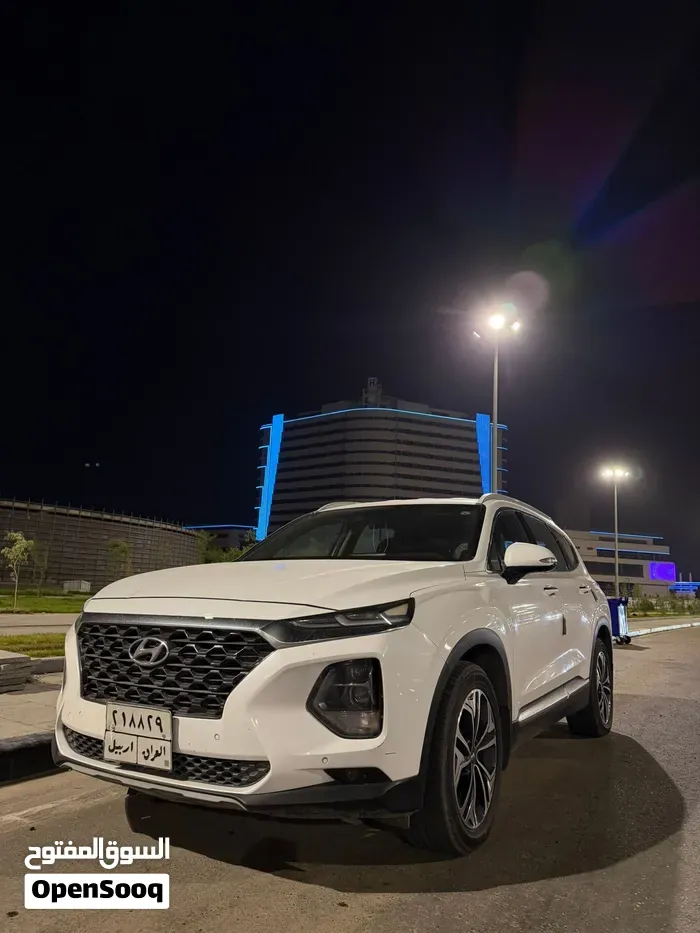 Hyundai Santa Fe 2019 photo 2