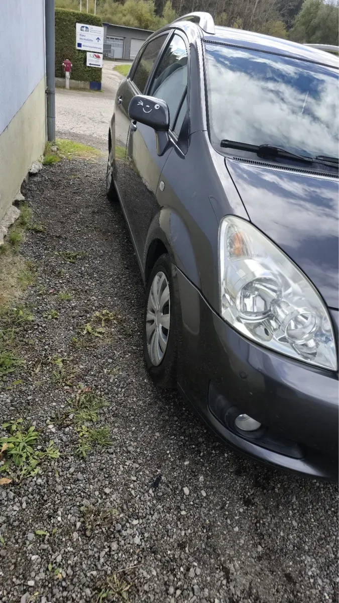 Toyota Corolla Verso 2008 photo 3